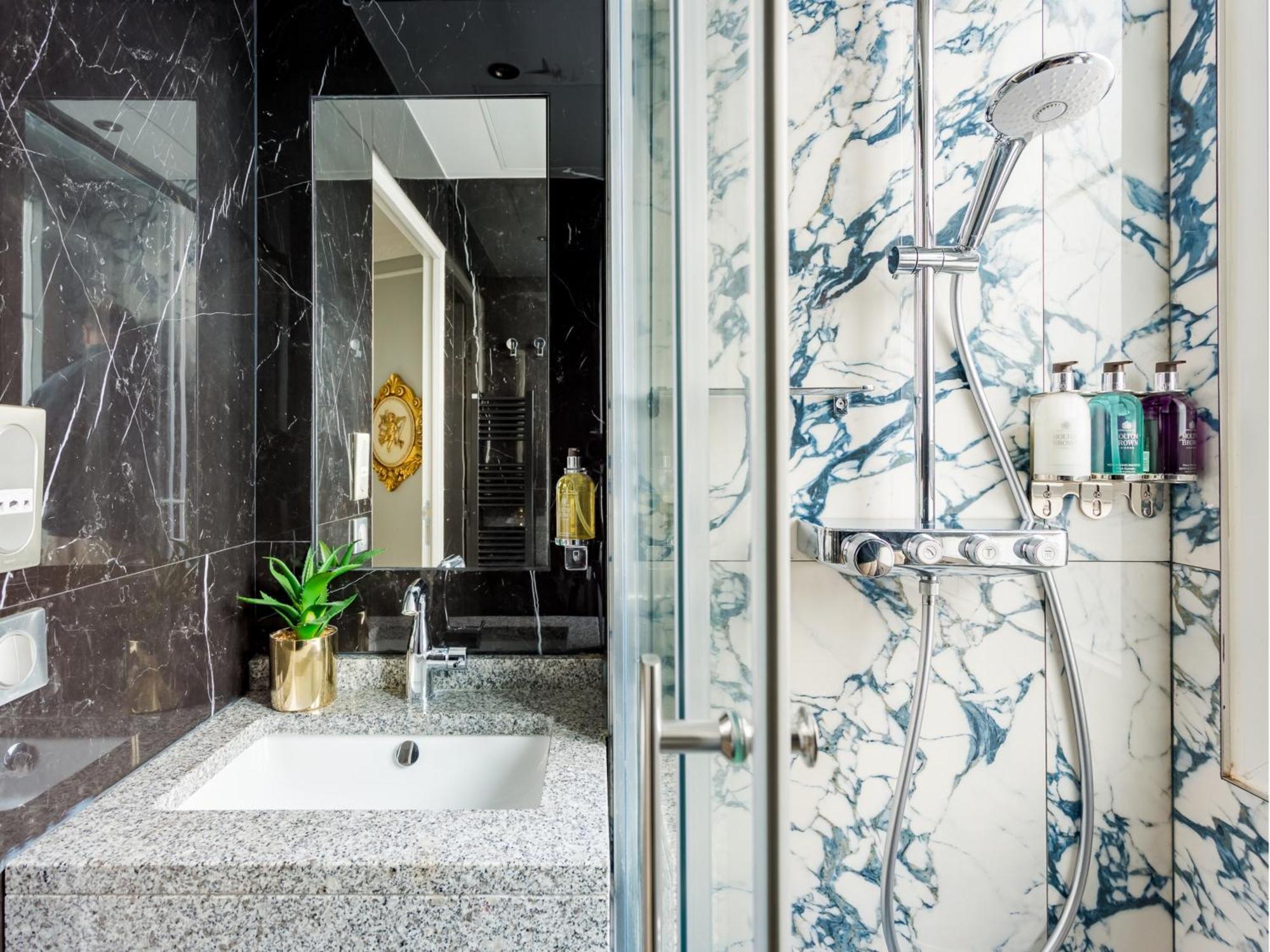 Merveil - Luxury Suite -Champs Elysees-Ponthieu II Parijs Buitenkant foto